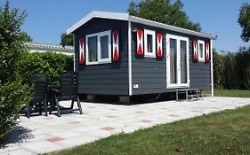 Tinyhouse De Tuinfluiter
